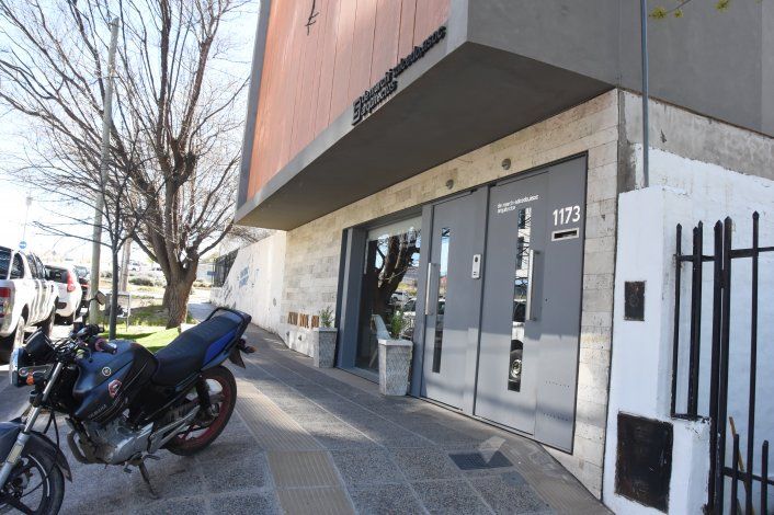 Entran por el patio y roban $4 millones de un estudio de arquitectos