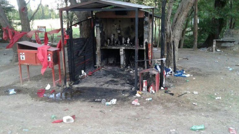 Las llamas destruyeron el santuario ubicado en la Ruta 7.&nbsp;