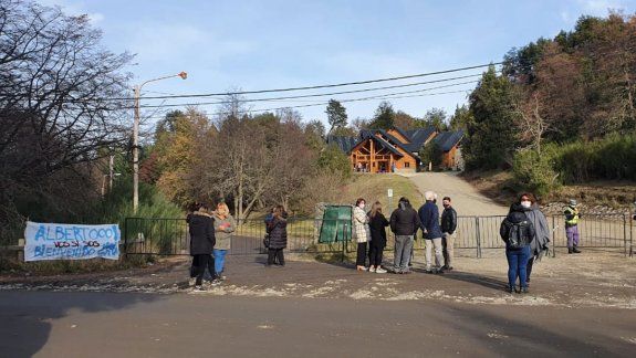Expectativa en Villa La Angostura por la llegada de Alberto Fernández
