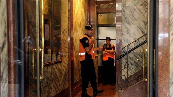 El cargo contra el taxi boy de 20 años es homicidio criminis causa: matar para tapar otro delito, acá, un robo.