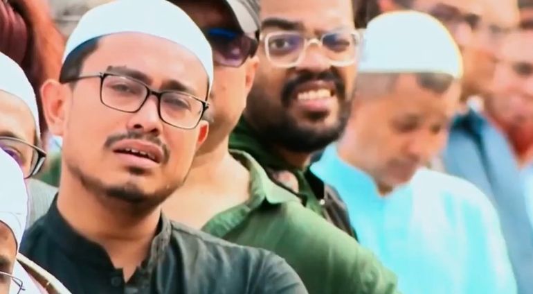 En medio de las protestas, hubo muestras de congoja por el asesinato de Sharif Osman Hadi en Bangladesh. En medio de las protestas, hubo muestras de congoja por el asesinato de Sharif Osman Hadi en Bangladesh.