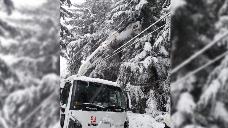 La ola polar afectó líneas de alta tensión en la Cordillera