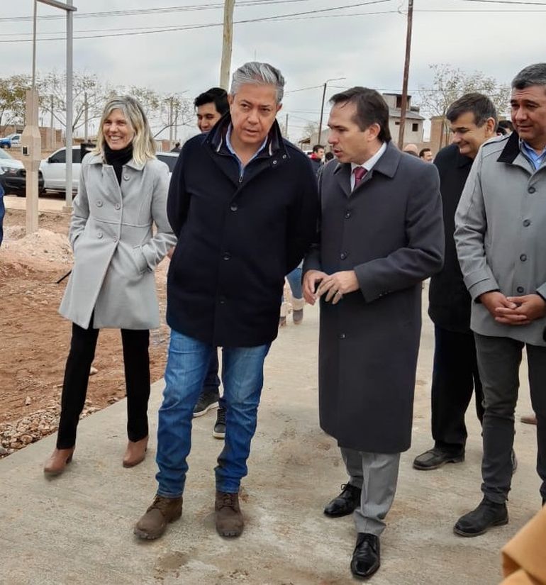 El gobernador Rolando Figueroa y el fiscal general José Gerez avanzan en la lucha contra el narcomenudeo. El gobernador Rolando Figueroa y el fiscal general José Gerez avanzan en la lucha contra el narcomenudeo.