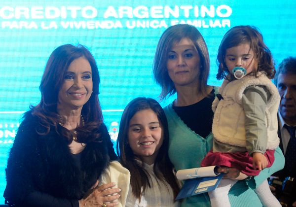 Sortean créditos para quienes no tienen terreno