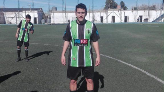 Tres de los chicos que se integraron de manera perfecta al fútbol y San Patricio, uno de los clubes inclusivos.