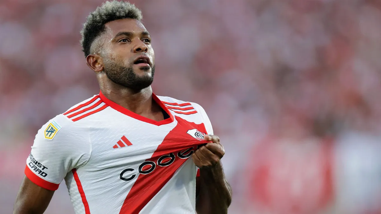 River quiere recuperar la cima ante Talleres: hora, formaciones y TV