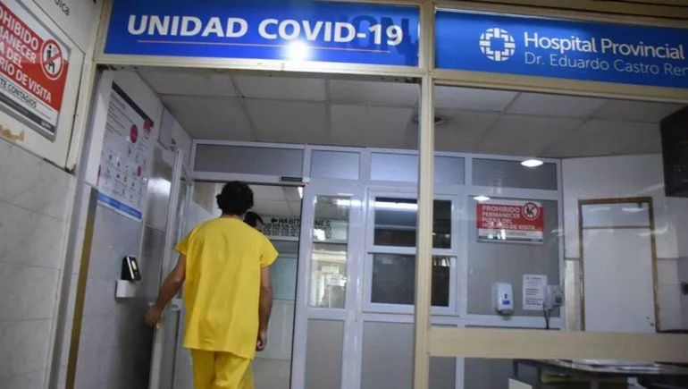 Más de la mitad de las muertos COVID eran mayores de 80 sin vacunación completa