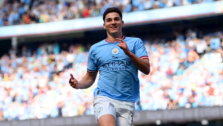 Julián Álvarez, intratable: hizo el gol en el festejo de Manchester City ante Chelsea