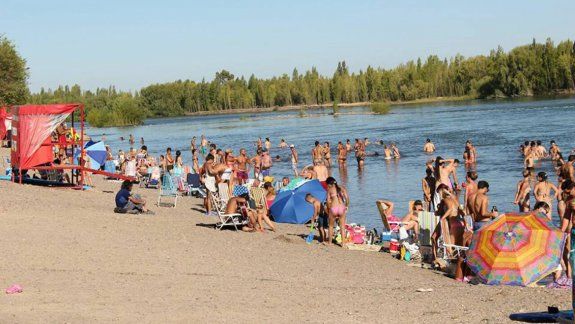 Hubo 14 rescates en la costa del Limay  el fin de semana