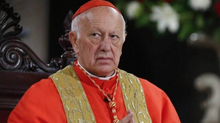 Francisco aceptó la renuncia del arzobispo de Santiago de Chile acusado de abusos