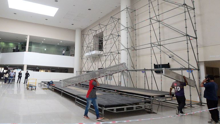 En 5 fotos: así preparan la Legislatura para la ceremonia de traspaso de mando