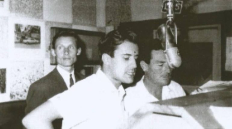 Lucho Díaz en estudios de LU5 en Alberdi y Santa Fe. (Foto: gentileza familia Díaz).