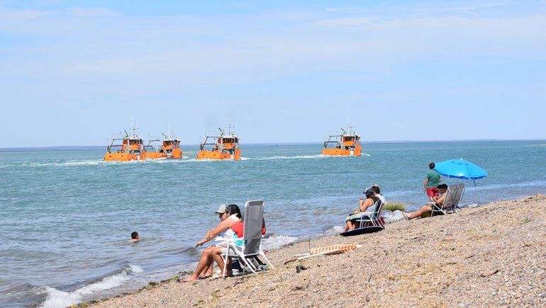 Punta Verde,  la playa para mirar barcos pesqueros