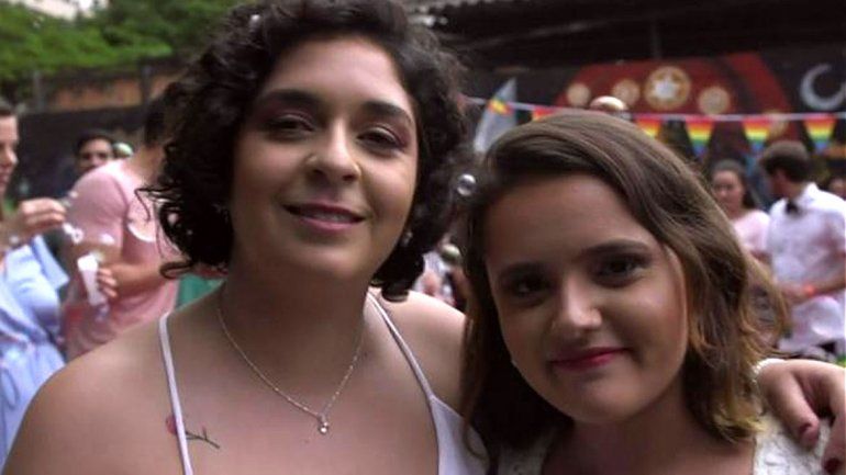 Parejas gay se casan antes de que asuma Bolsonaro