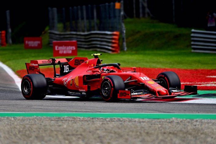 Charles Leclerc y una pole con suspenso en Monza