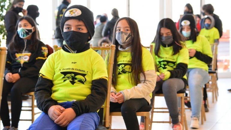 Se consolidó la escuela infantil de ciclismo en Cutral Co