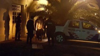 mato a golpes a su pareja y luego se arrojo bajo un camion mato a golpes a su pareja y luego se arrojo bajo un camion