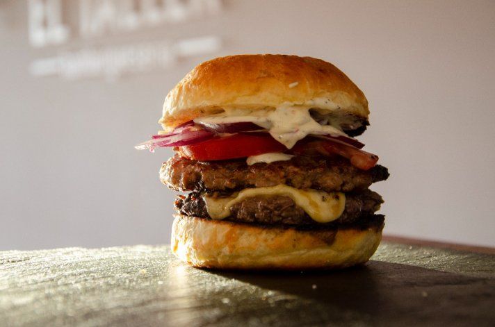 Cuatro opciones para comer una rica hamburguesa en Neuquén y Cipo