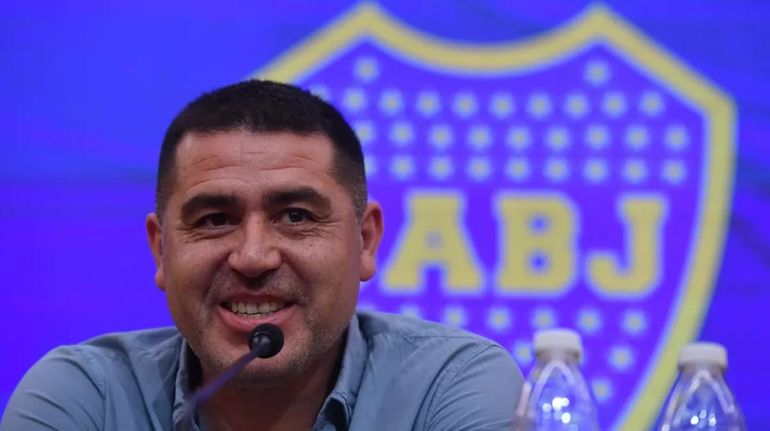 Juan Román Riquelme asumirá como presidente el 26 de diciembre.