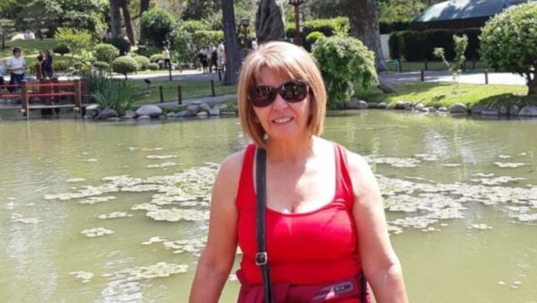 Virginia Rivas falleció en México, adonde había viajado desde Chubut para celebrar su aniversario de bodas. Virginia Rivas falleció en México, adonde había viajado desde Chubut para celebrar su aniversario de bodas.