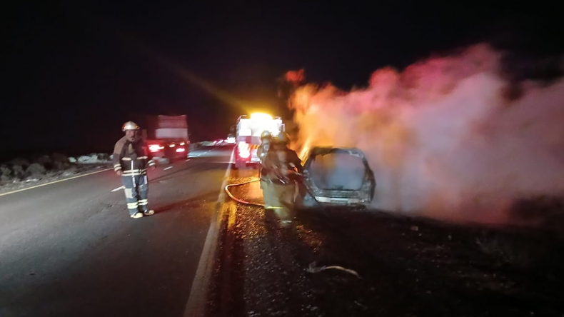 Sorprendente y atípico aumento de autos incendiados en plena Autovía Norte: ¿Qué se sabe? | LM Neuquen Sorprendente y atípico aumento de autos incendiados en plena Autovía Norte: ¿Qué se sabe?