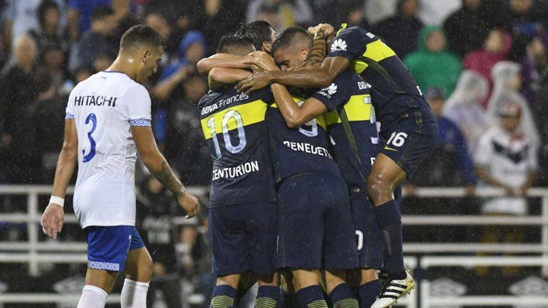 El equipo de Guillermo fue muy superior a Vélez y pudo ganarlo por mayor diferencia. Sigue tranquilo arriba