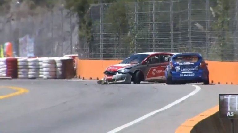 Urcera chocó y tuvo que abandonar en la final del Turismo Nacional