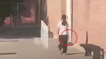 Cómo se reveló la denuncia de abuso de la adolescente que se atrincheró en una escuela Cómo se reveló la denuncia de abuso de la adolescente que se atrincheró en una escuela