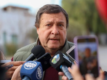 La ley de tierra, un reclamo del sector productivo al gobernador de Ró Negro.
