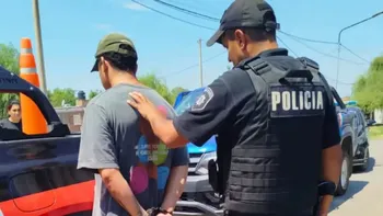 Fue detenido en Santa Fe. Fue detenido en Santa Fe.