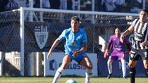 carlos esteves, del taller mecanico a ser el mejor futbolista de la provincia en 2024