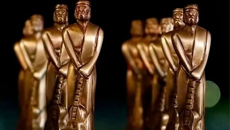 La ceremonia será el 9 de septiembre en el Hilton. La ceremonia será el 9 de septiembre en el Hilton.