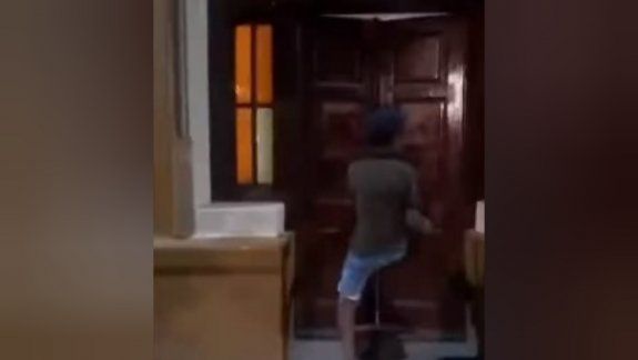 Vandalismo en la Casa de Cultura de Plottier: qué dijo el municipio