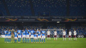 el emotivo homenaje del napoli al pibe de oro el emotivo homenaje del napoli al pibe de oro