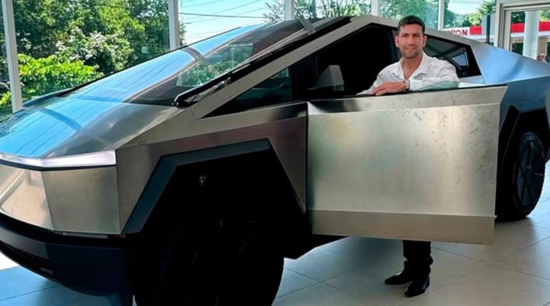 El legislador habría importado la camioneta eléctrica desde Estados Unidos. El legislador habría importado la camioneta eléctrica desde Estados Unidos.
