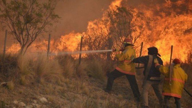 Los incendios ya afectan más de un millón de hectáreas en La Pampa y Buenos Aires