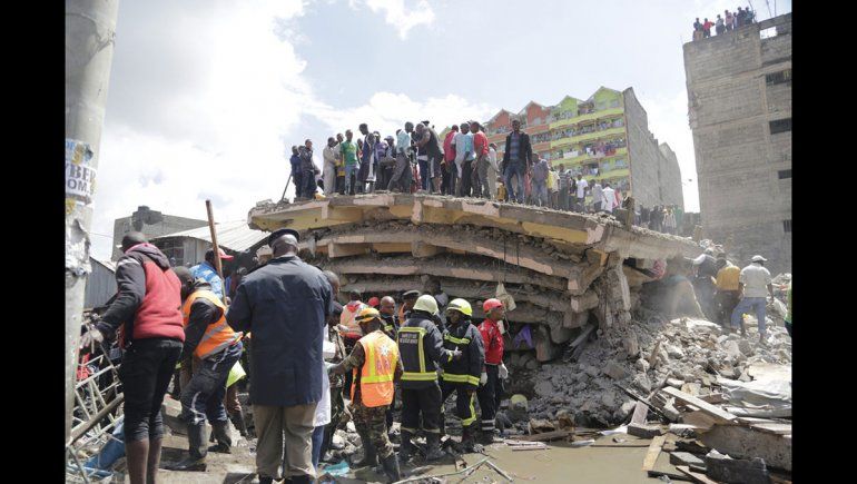 Trágico derrumbe de un edificio de seis pisos en Kenia