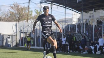 Jonatan Palacio, de 22 años, avisó que no continuará en Cipolletti. Fotos: Anahí Cárdena Jonatan Palacio, de 22 años, avisó que no continuará en Cipolletti. Fotos: Anahí Cárdena