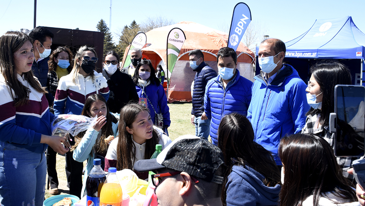 La Expo Vocacional abrió en Zapala para la zona centro