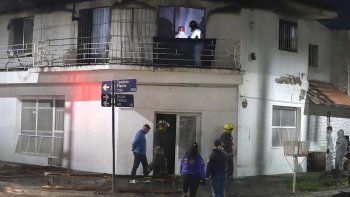 Quedaron escombros en el departamento en el que murieron tres personas. Quedaron escombros en el departamento en el que murieron tres personas.