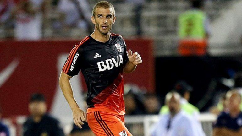 El uruguayo Iván Alonso estará en la delantera millonaria esta noche.