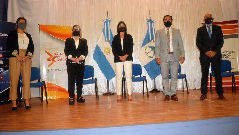 Una mujer juró como la nueva fiscal de Rincón de los Sauces