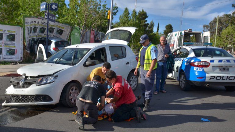 El accidente se produjo sobre las calles Leloir y Buenos Aires.