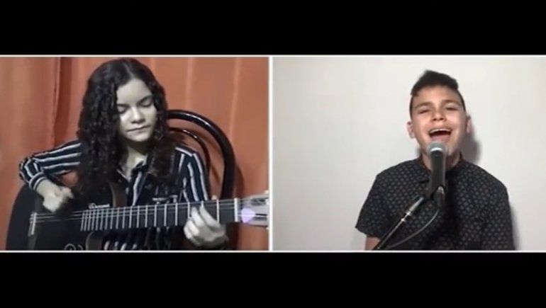 Gero Paredes y otros músicos se unieron en un emotivo cover