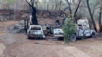 Las llamas consumieron todo en barrio Parque Reserva en Vista Alegre / Foto