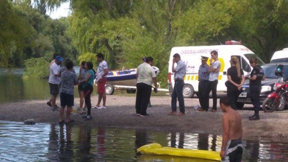 Hallaron el cuerpo del joven que fue arrastrado por el río Negro