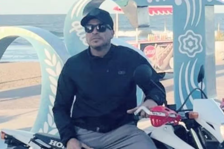 Hernán Damián Costa, de 49 años, asesinado por los motochorros en Quilmes. Hernán Damián Costa, de 49 años, asesinado por los motochorros en Quilmes.