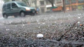 Tormentas y granizo, el alerta naranja para el oeste neuquino Tormentas y granizo, el alerta naranja para el oeste neuquino