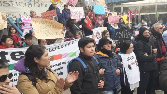 Familiares del Jardín 31 frente a frente con la movilización de ATEN Capital