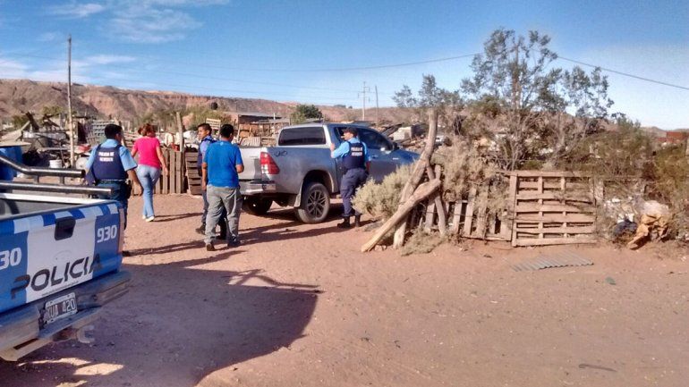 Tras una persecución, hallan la camioneta robada en la estación de servicio de Cipolletti